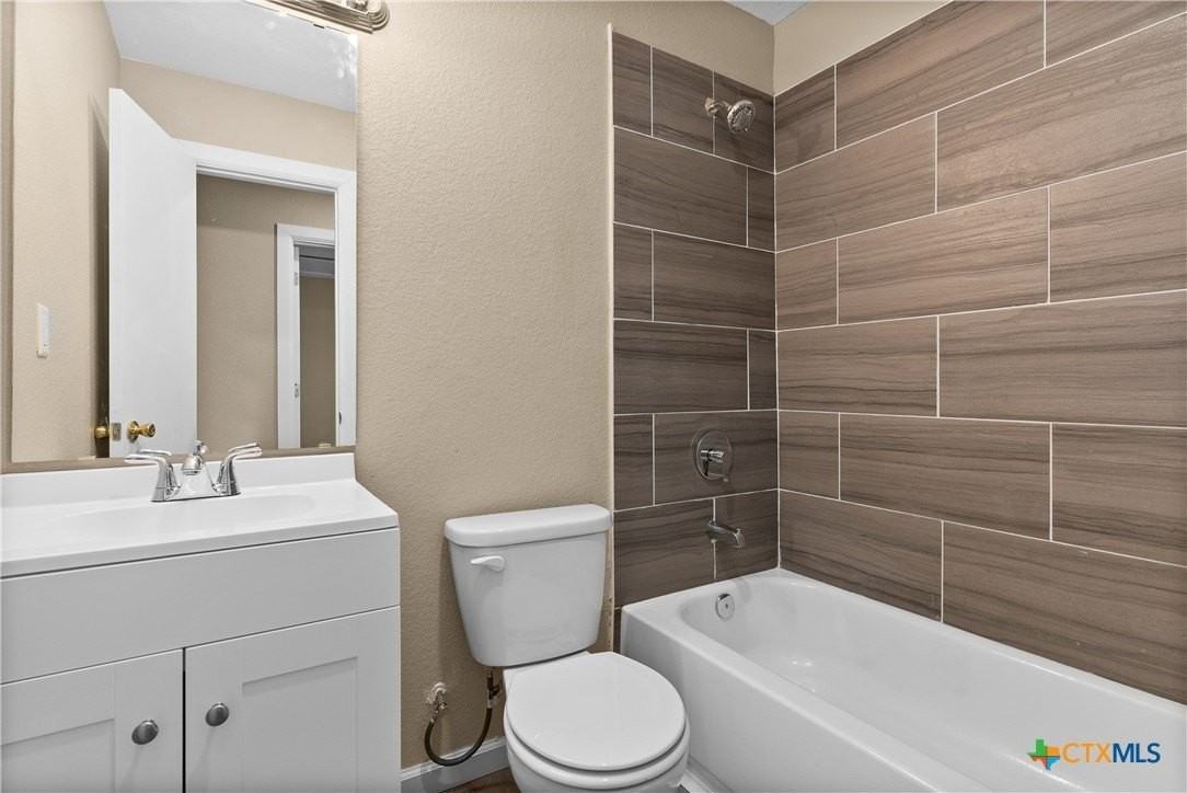 706 N 16th St Unit B #B - Photo 4 of 13