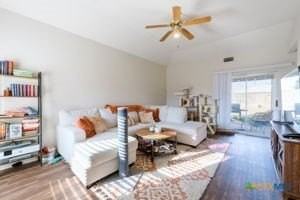 2903 Lantana - Photo 4 of 14