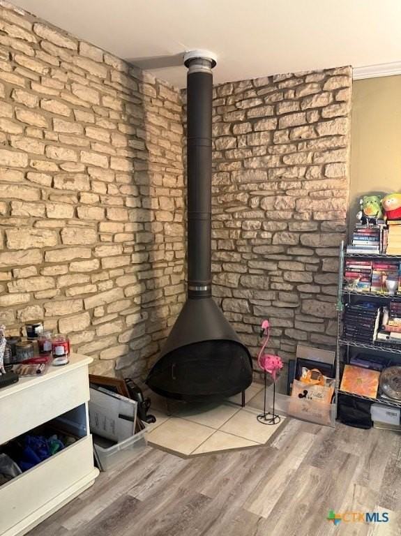 827 Contour Dr - Photo 5 of 20