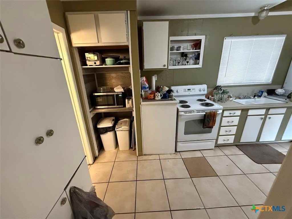 827 Contour Dr - Photo 7 of 20