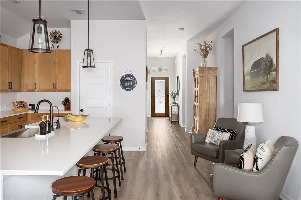 108 Charles Zanco Dr #1 - Photo 4 of 29