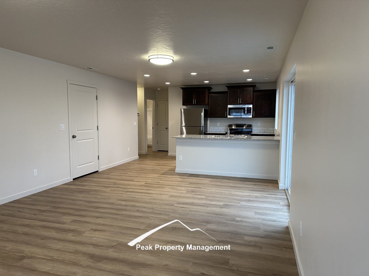 1014 W Givens St #1014 - Photo 3 of 15