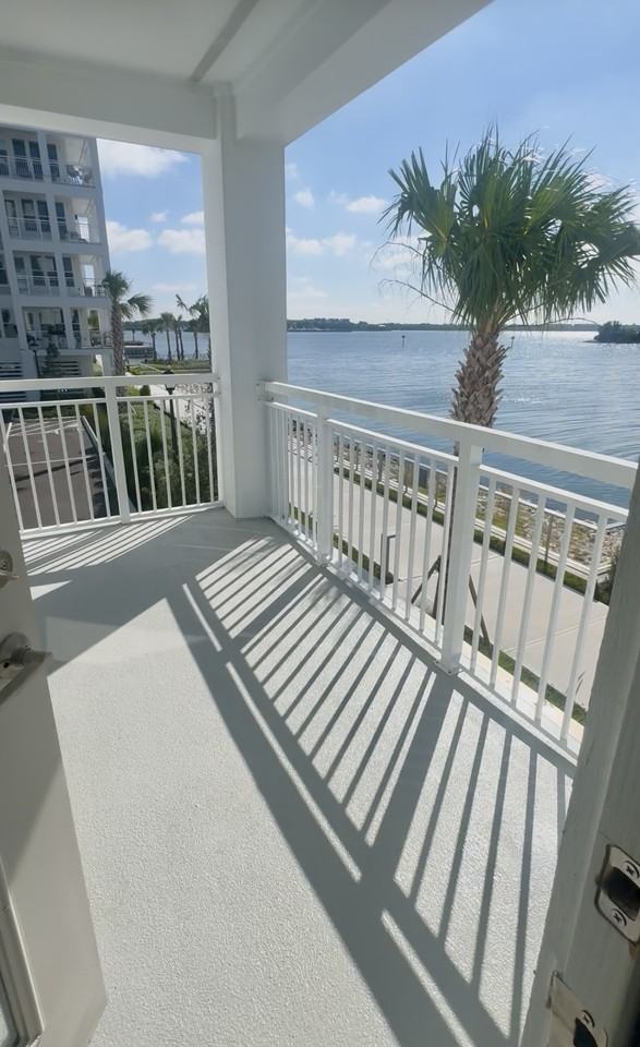 5430 W Tyson Ave #2 - Photo 4 of 23