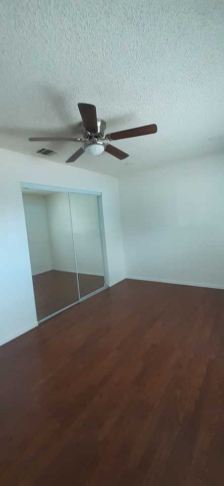 32241 Avenue D #F - Photo 5 of 11