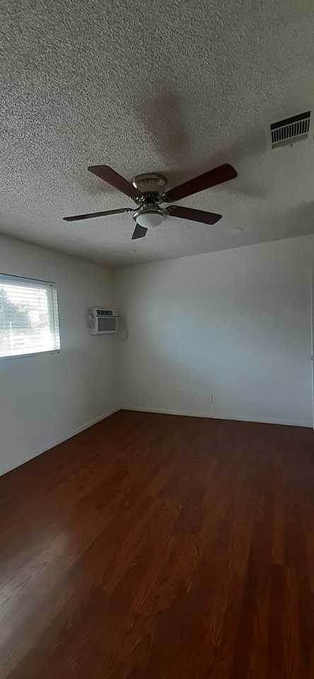 32241 Avenue D #F - Photo 6 of 11