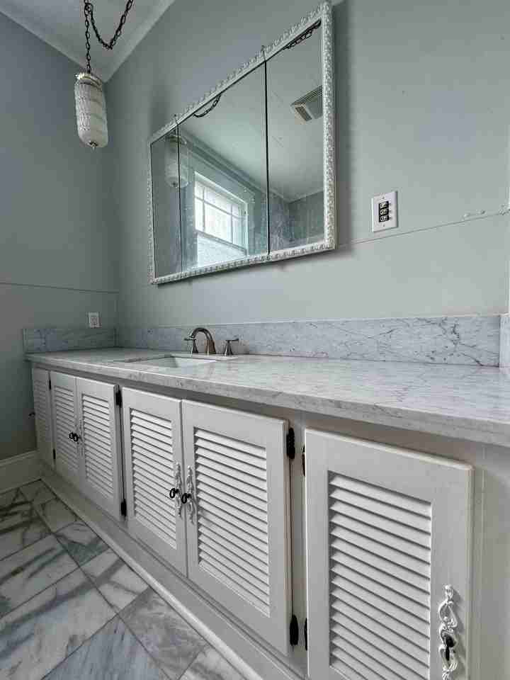 536 Aurora Ave #A - Photo 6 of 14