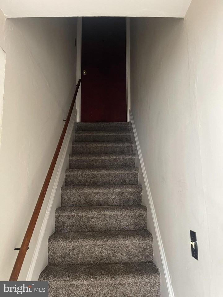 1007 Highland Ave - Photo 4 of 20