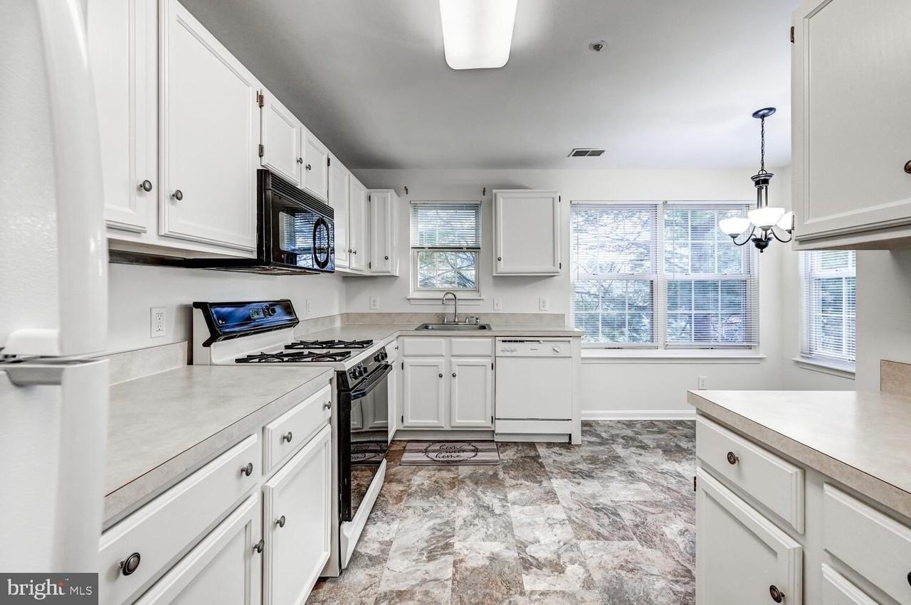 1301G Sheridan Pl Unit G #G - Photo 5 of 21