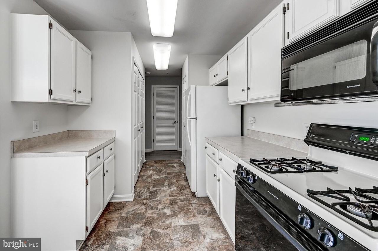 1301G Sheridan Pl Unit G #G - Photo 7 of 21