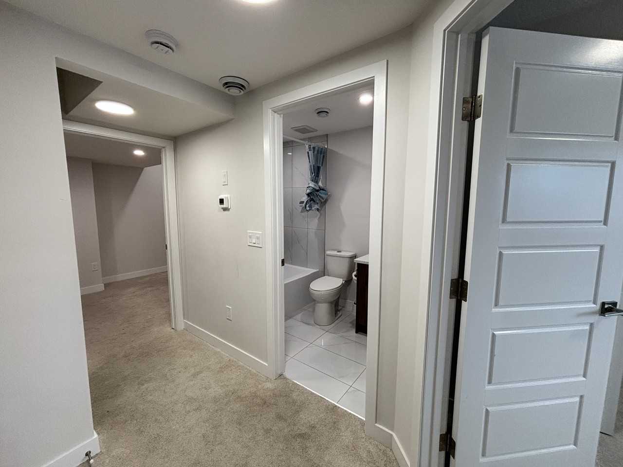 380 Lawthorn Way Se #B - Photo 5 of 9