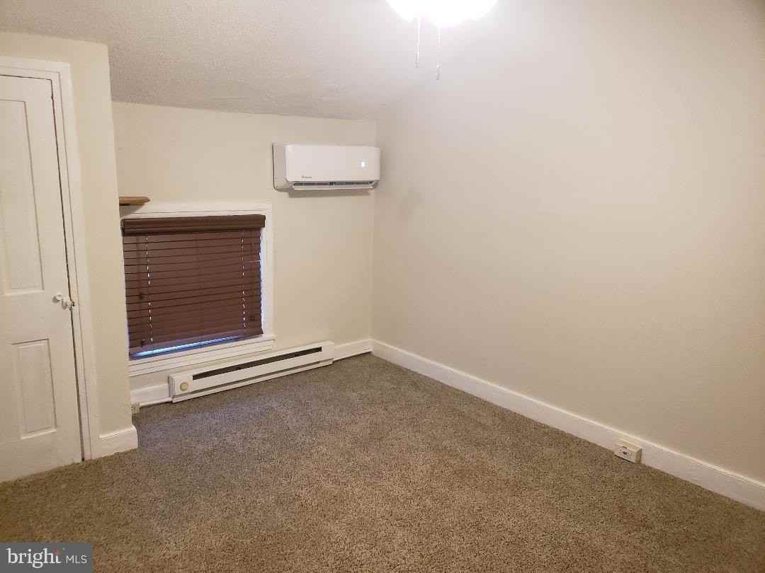 403 Pennington Ave Apt 5 #5 - Photo 5 of 5