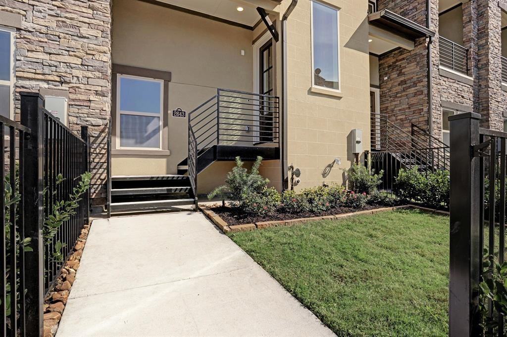 2643 Fountain Key Blvd #NA - Photo 3 of 47