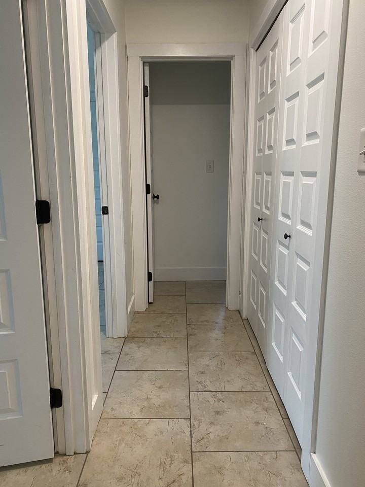 46447 N Coburn Rd #B - Photo 4 of 9