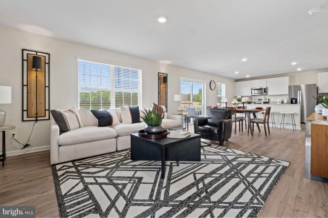 108 Hemphill St - Photo 4 of 18