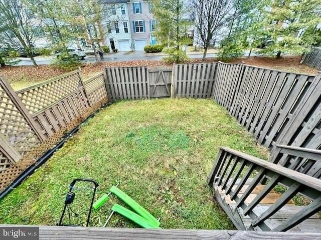 165 Lexington Ct - Photo 3 of 20