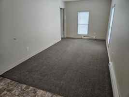 featured image of 106 N Summit St #4