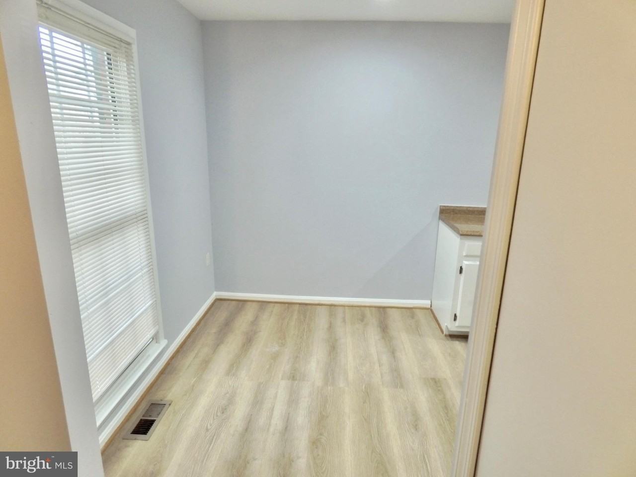 2975 Cashel Ln - Photo 3 of 24