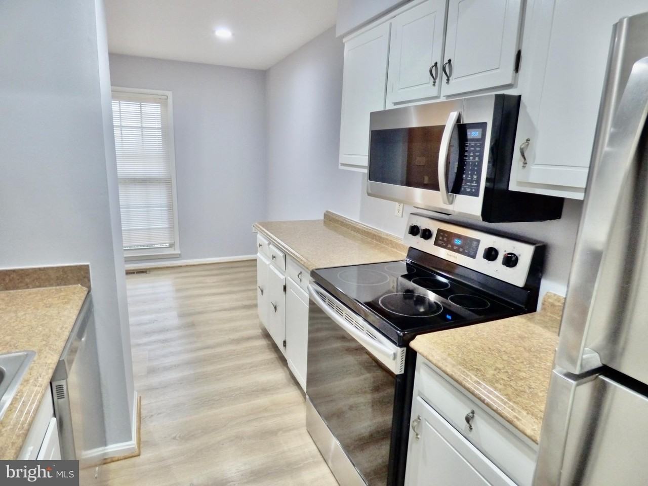 2975 Cashel Ln - Photo 6 of 24