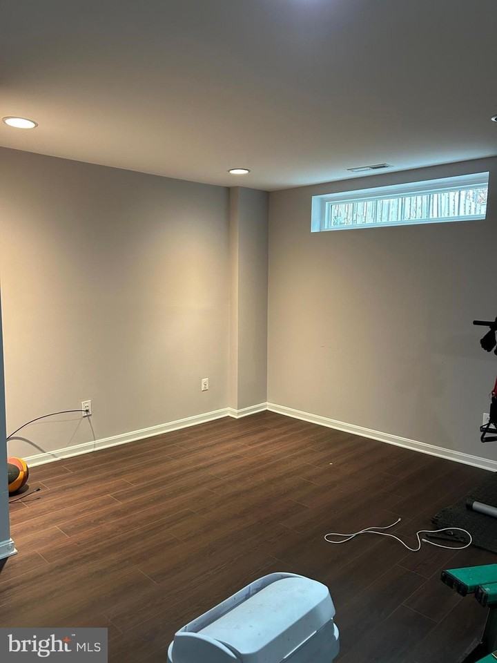 11912 Benton Lake Rd - Photo 4 of 36