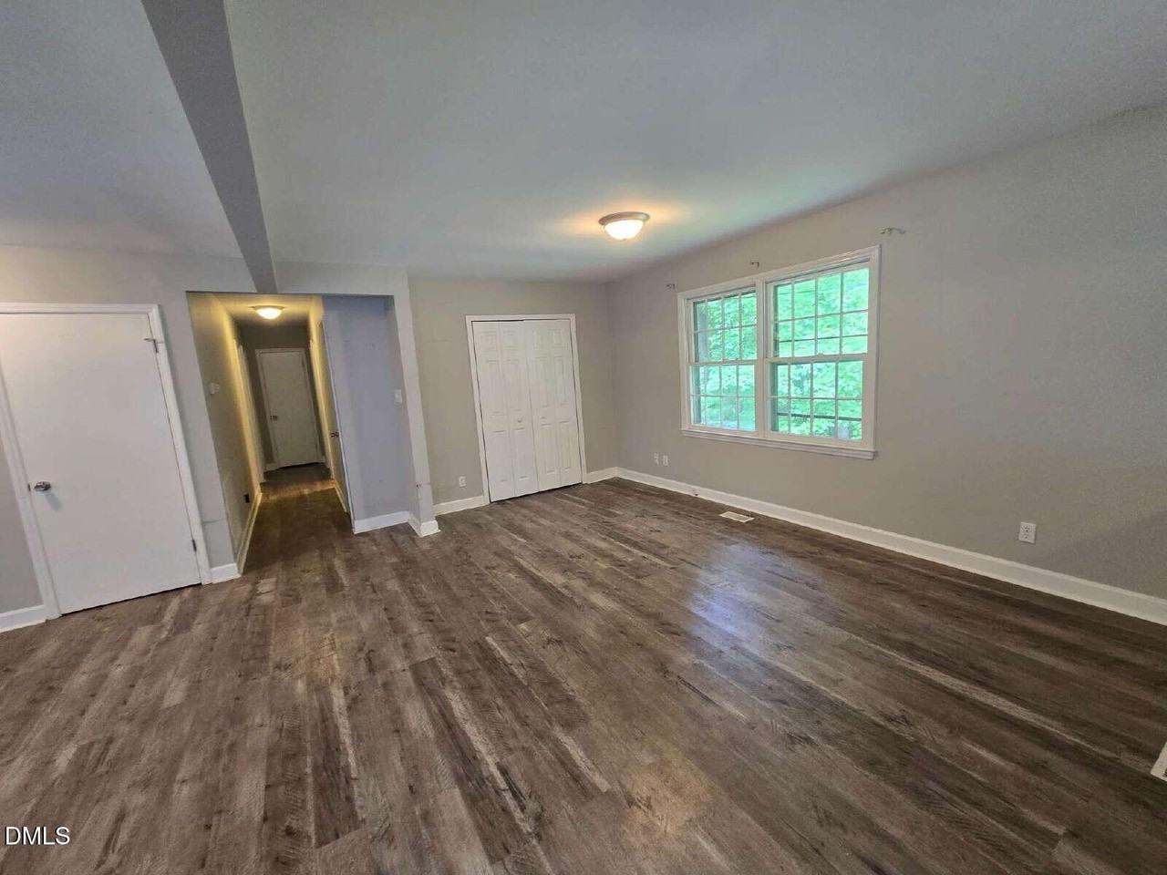 4126 Chaucer Dr - Photo 5 of 9