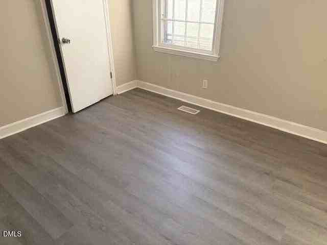 4126 Chaucer Dr - Photo 6 of 9