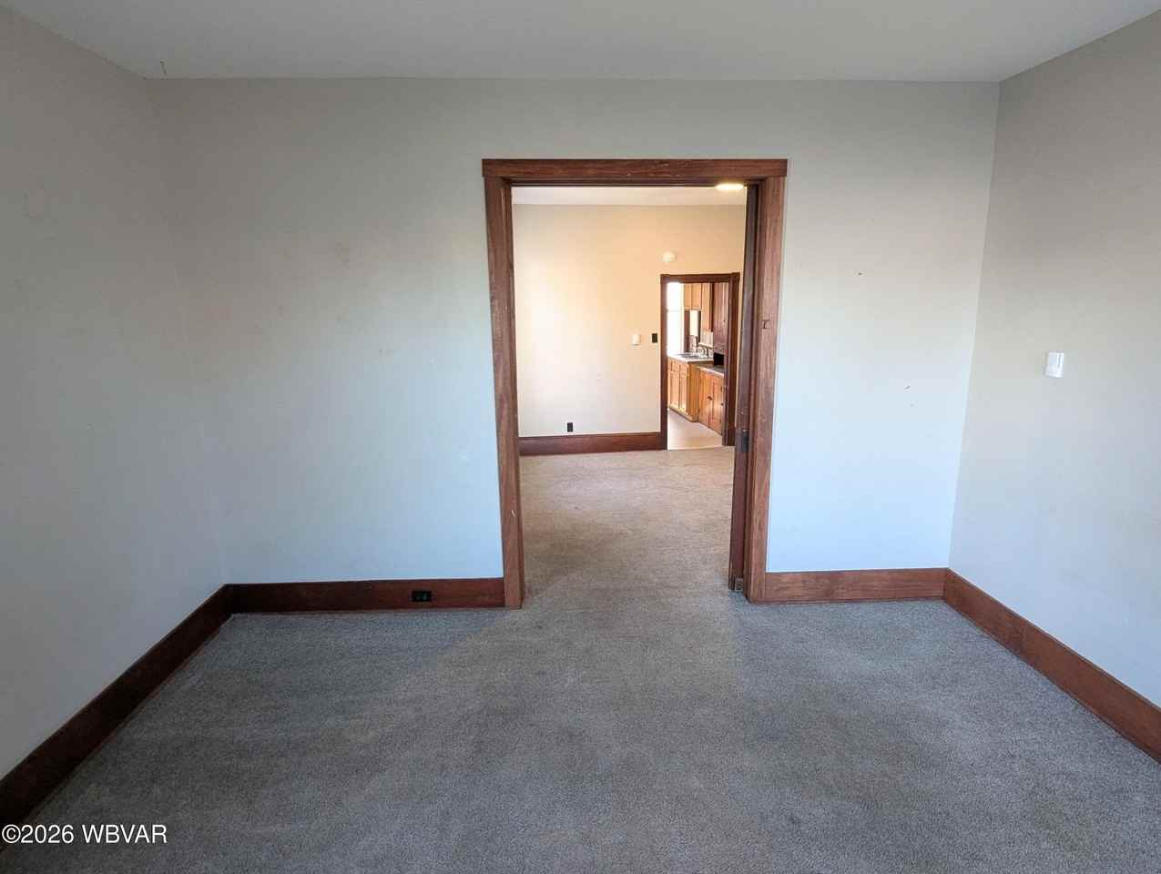 24 W Water St - Photo 3 of 17