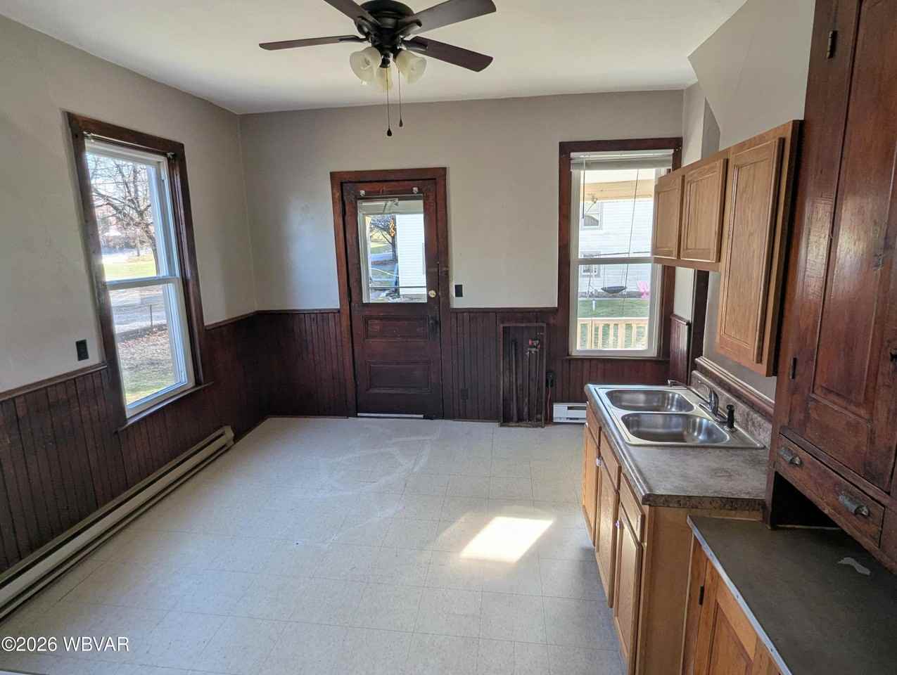 24 W Water St - Photo 5 of 17