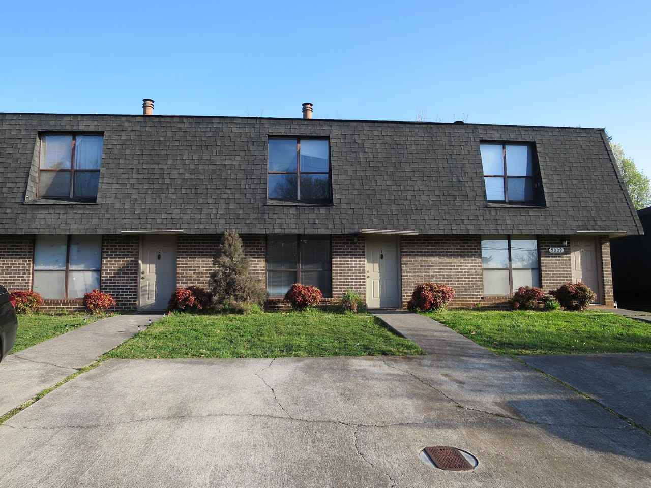 9009 Countryside Ln #B - Photo 3 of 26