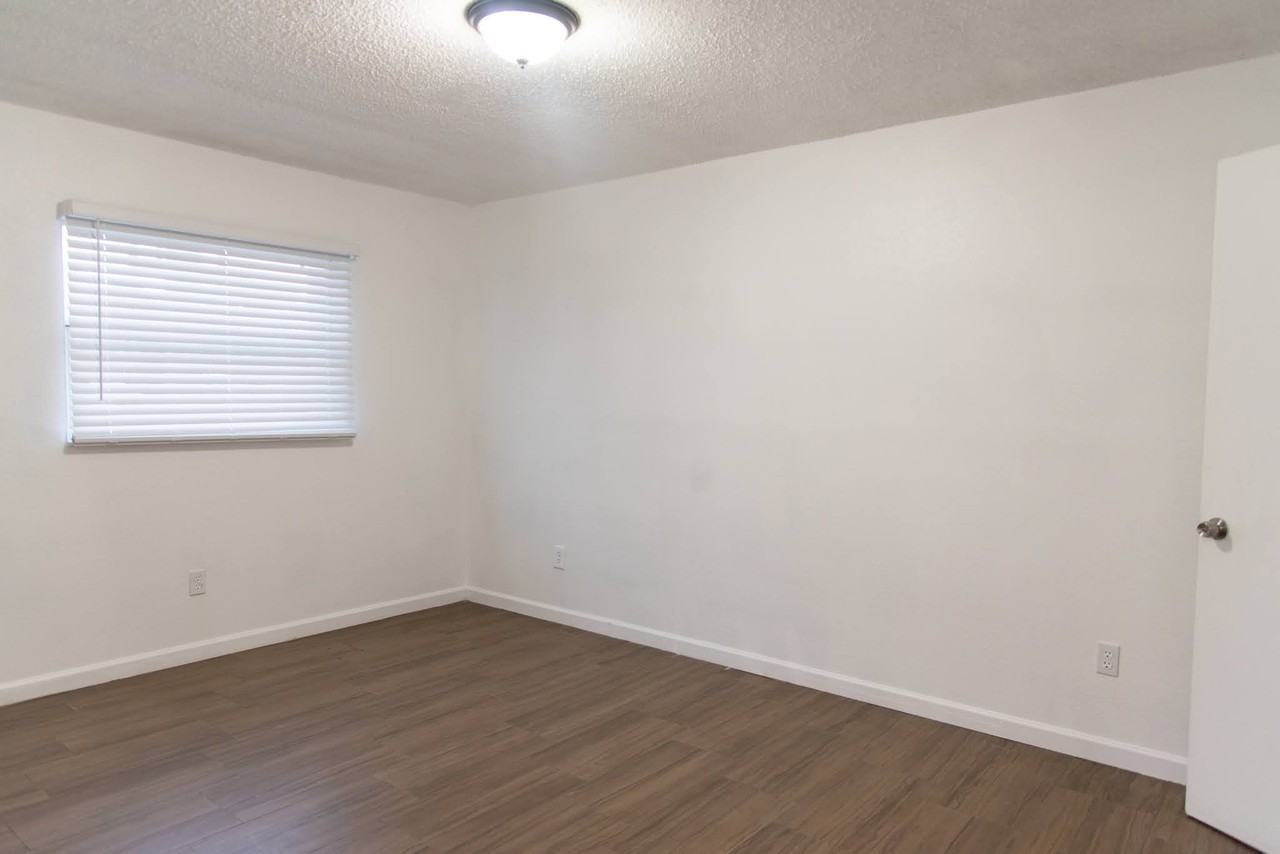 38 S Ortman Dr #38A - Photo 3 of 11