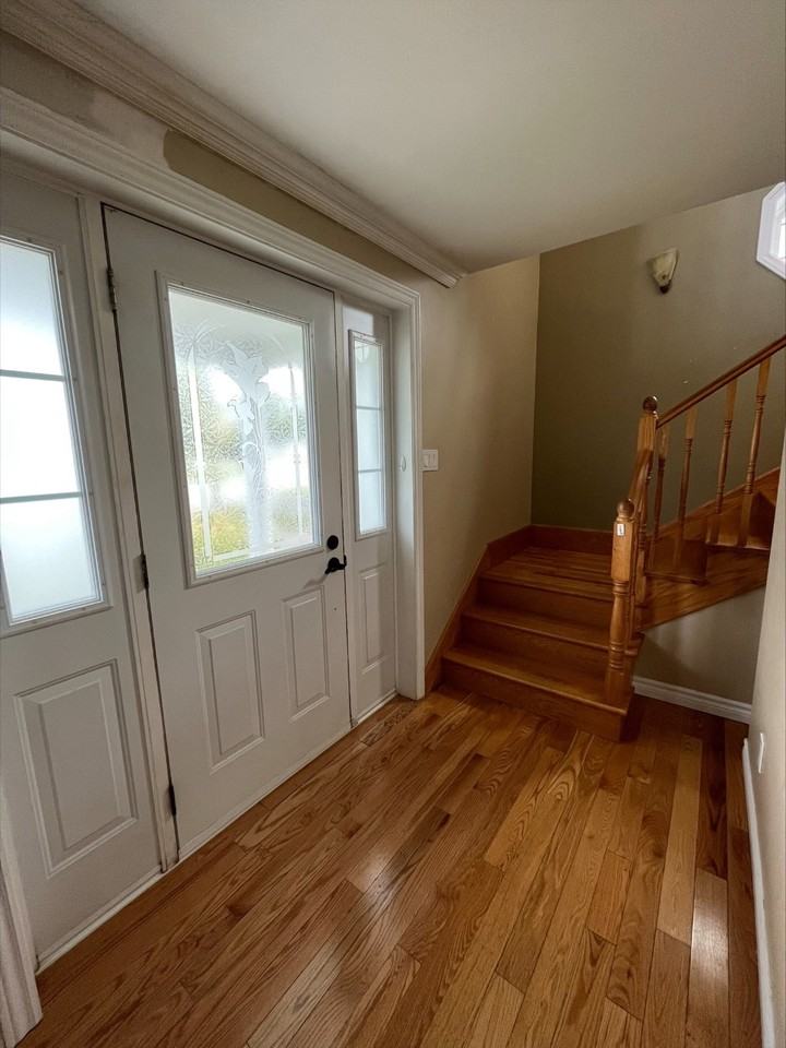 960 Meadow Ave #960 - Photo 3 of 12