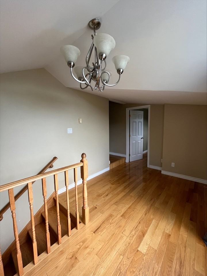 960 Meadow Ave #960 - Photo 5 of 12