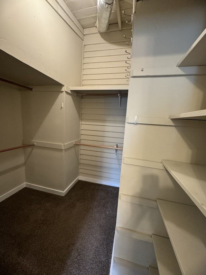 302 S Burleson St #1 - Photo 5 of 21