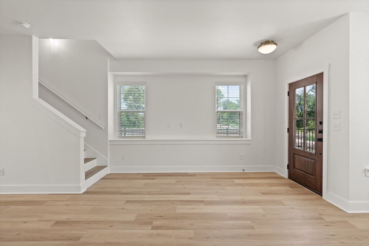 5811 South 31st StreetUnit 201 #201 - Photo 6 of 28