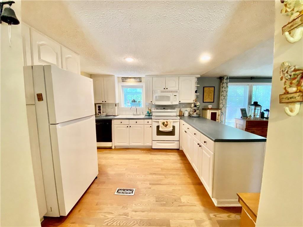 148 Pine Tree Path #1 - Photo 3 of 29