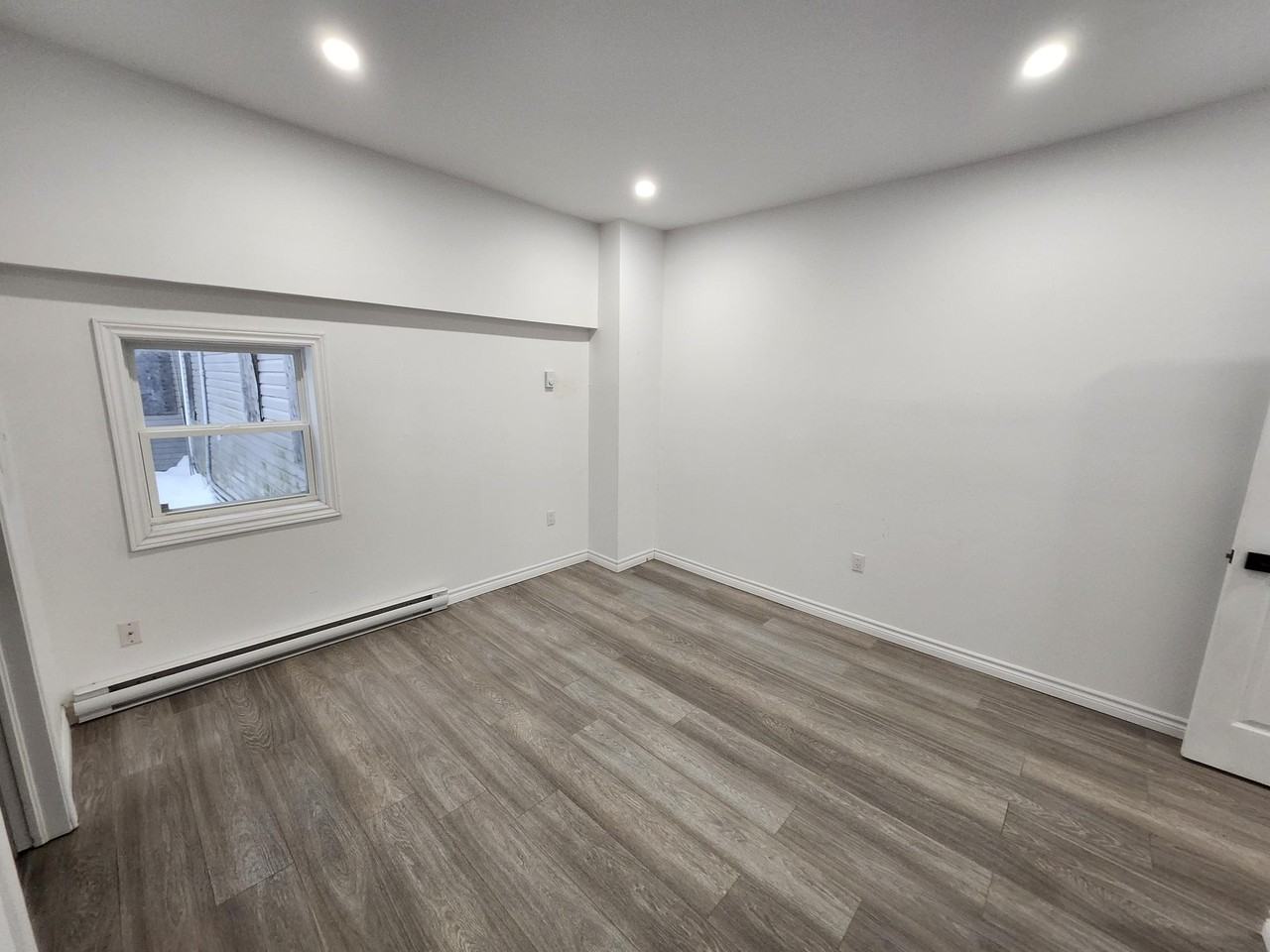 97 Carleton St #1 - Photo 5 of 16