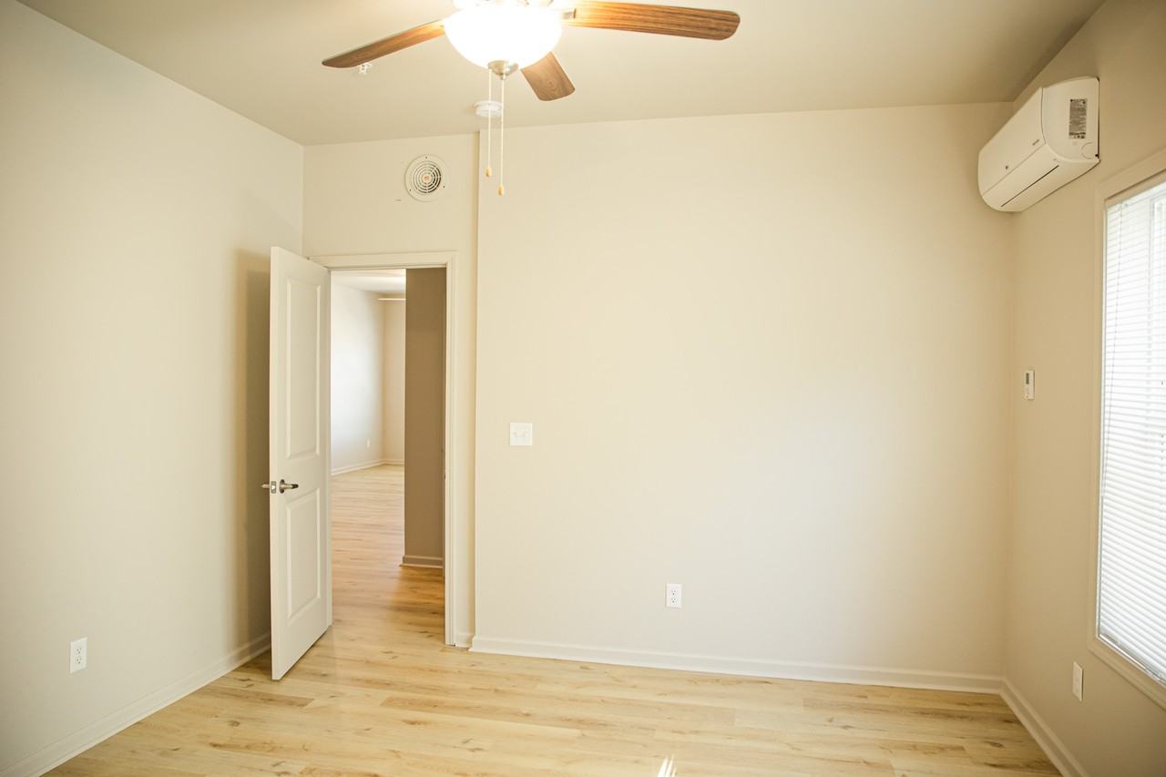 1501 Avenue AApartment #1501-1 - Photo 3 of 10