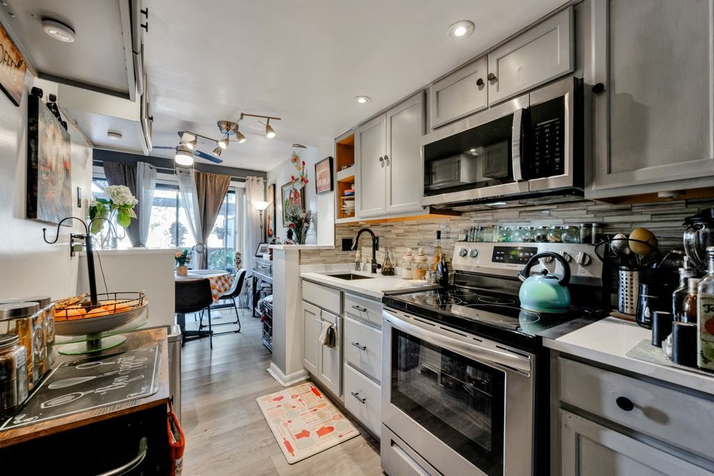 411 Nottinghill Park #1 - Photo 3 of 11