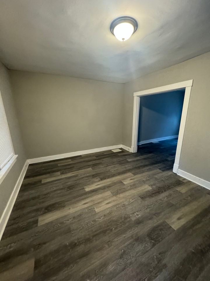 1217 Scott St #1 - Photo 2 of 10