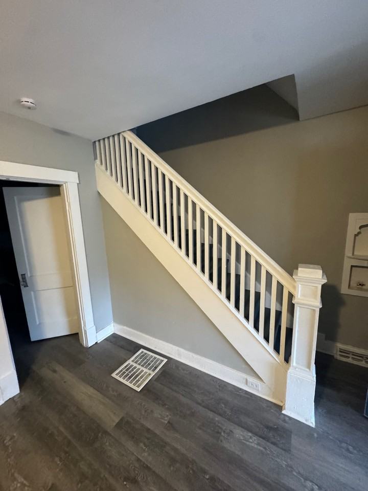 1217 Scott St #1 - Photo 4 of 10