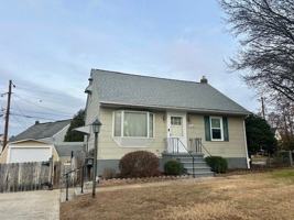 featured image of 1218 Oakland Terrace Rd #1