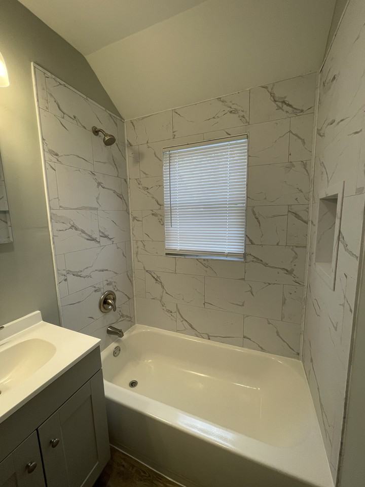 311 Marshall St #1 - Photo 6 of 9