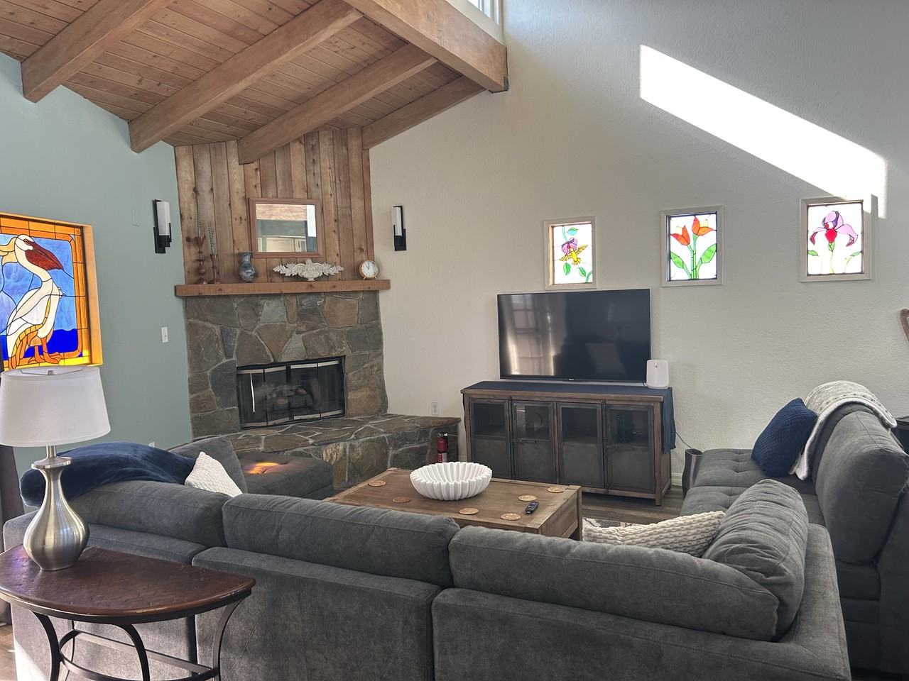 337 Highland Dr #1 - Photo 4 of 13