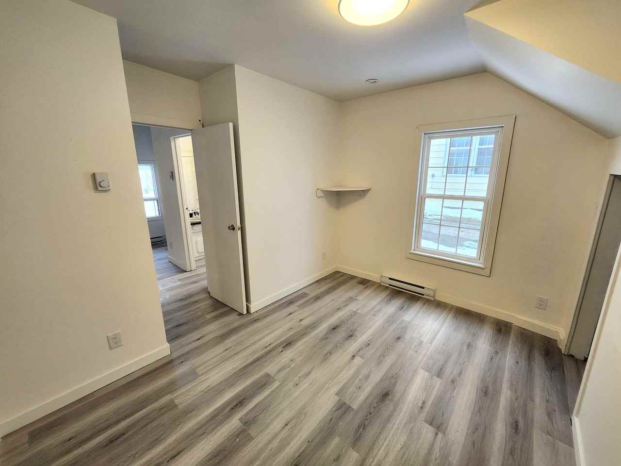 9 7-9 Courtenay Avenue - 2 #2 - Photo 6 of 7