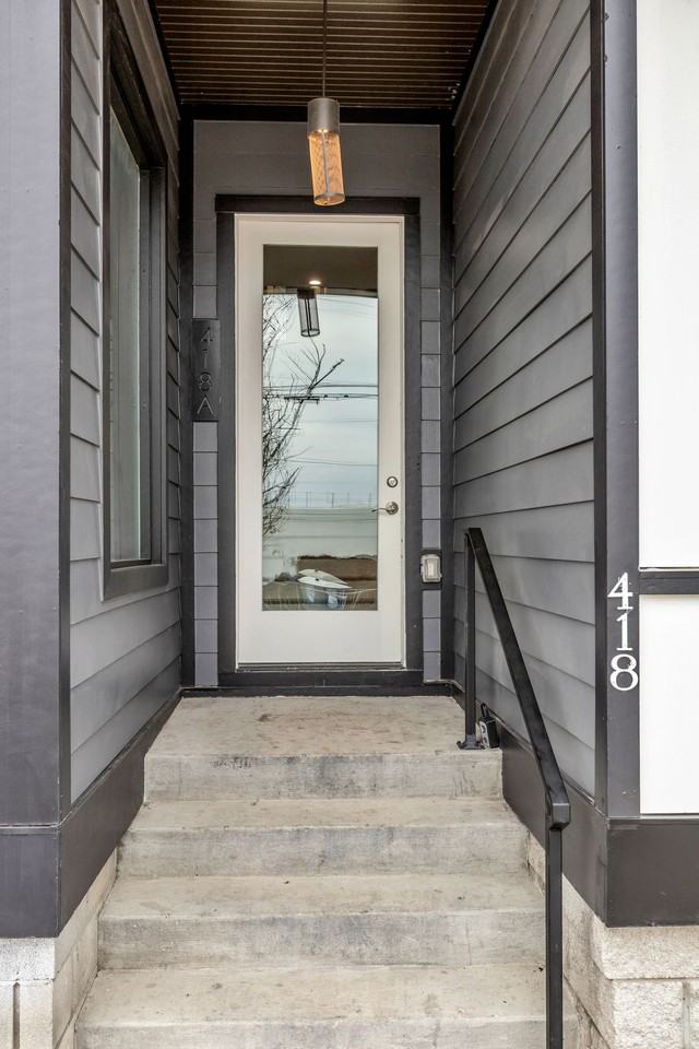 418 37th Ave N #1 - Photo 3 of 40