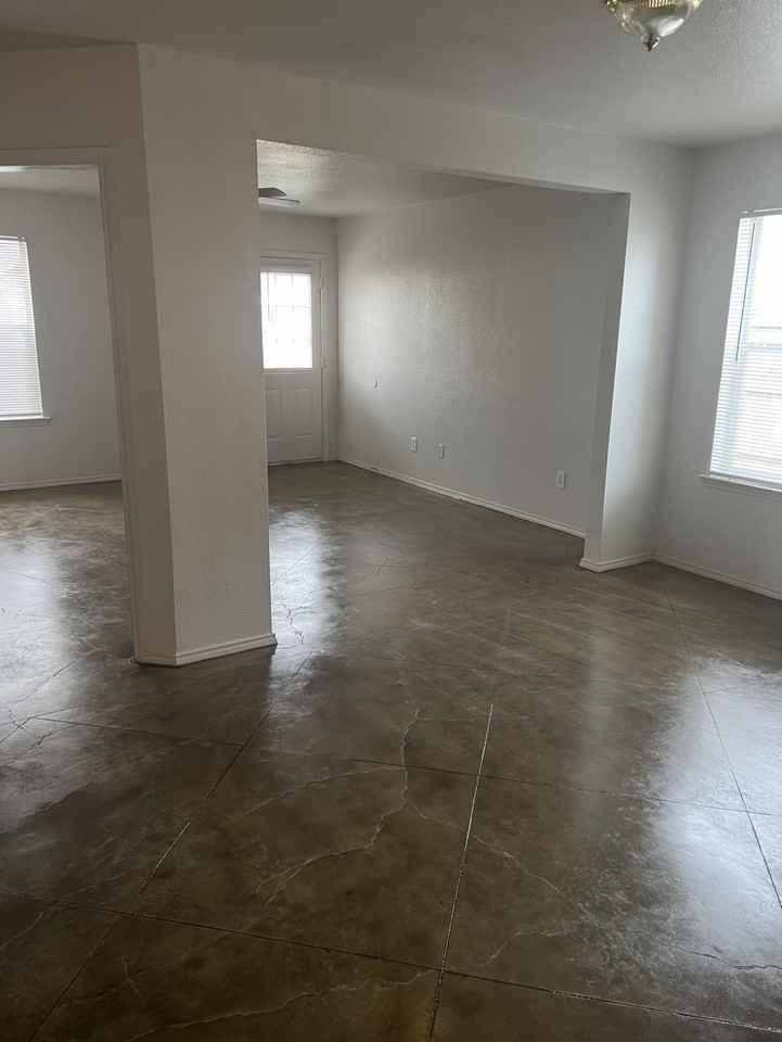 7704 Downe Dr #7704DOWNE - Photo 3 of 11