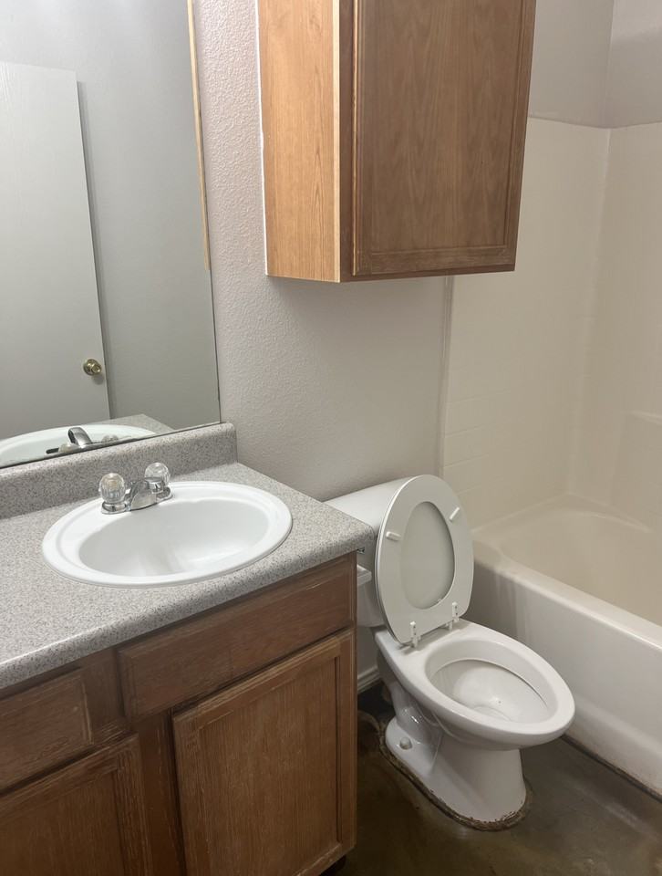 7610 Downe Dr #7610DOWNE - Photo 6 of 10