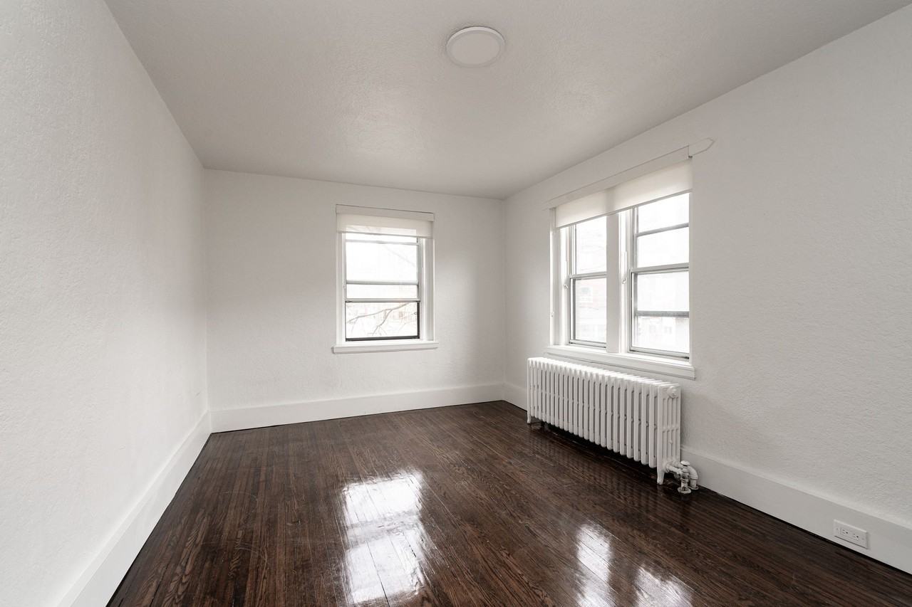 122 Dowling Avenue - Photo 6 of 11