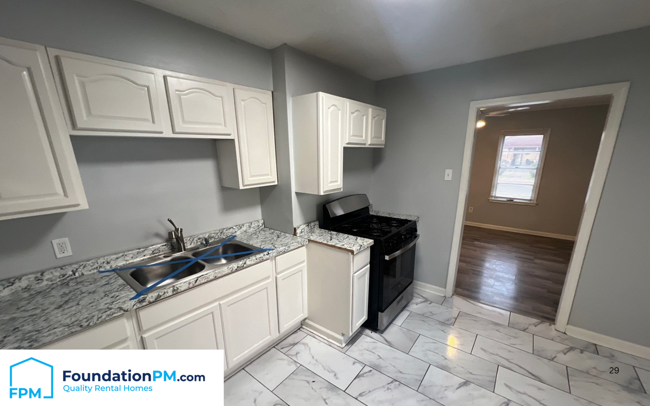 2067 Hubert Ave #1 - Photo 5 of 15