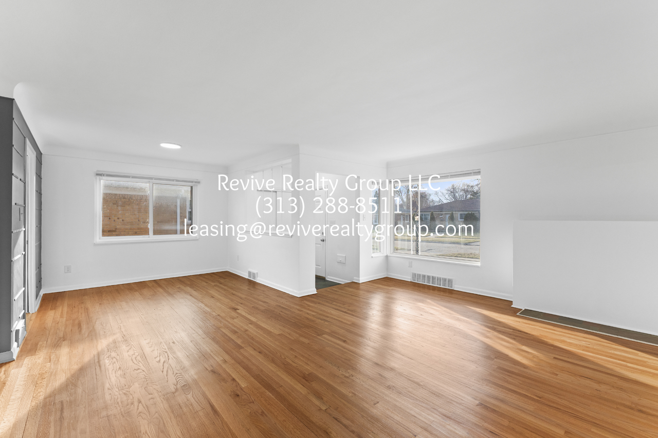 9284 Jerome #1 - Photo 7 of 19