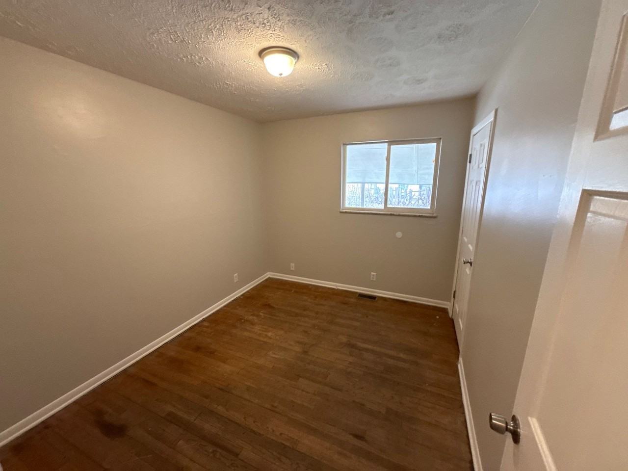 5331 Oliver Ave #5331 - Photo 6 of 20